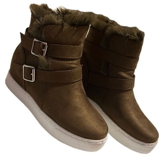 Journee Angelique Olive Faux‎ Fur Slip On Comfort Foam Ankle Boots Size 7 NIB - Picture 1 of 16